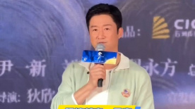 她妈妈和一家人